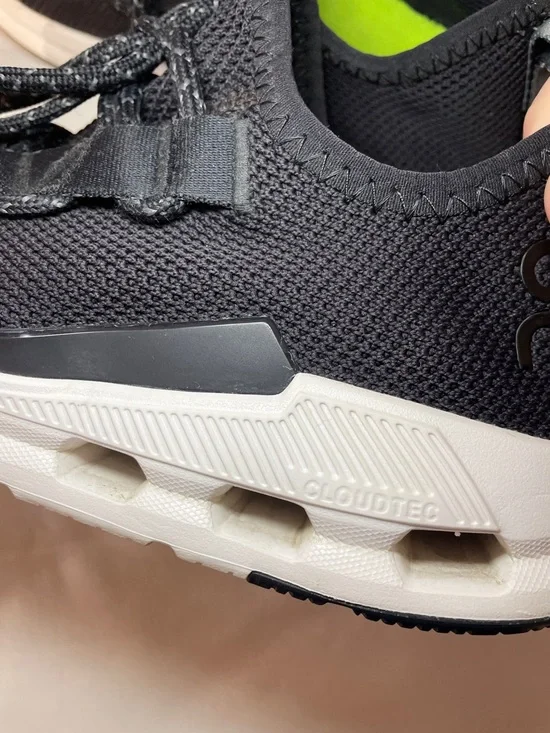 On Cloudeasy sneakers running shoes women’s size 7.5 - Picture 8 of 16